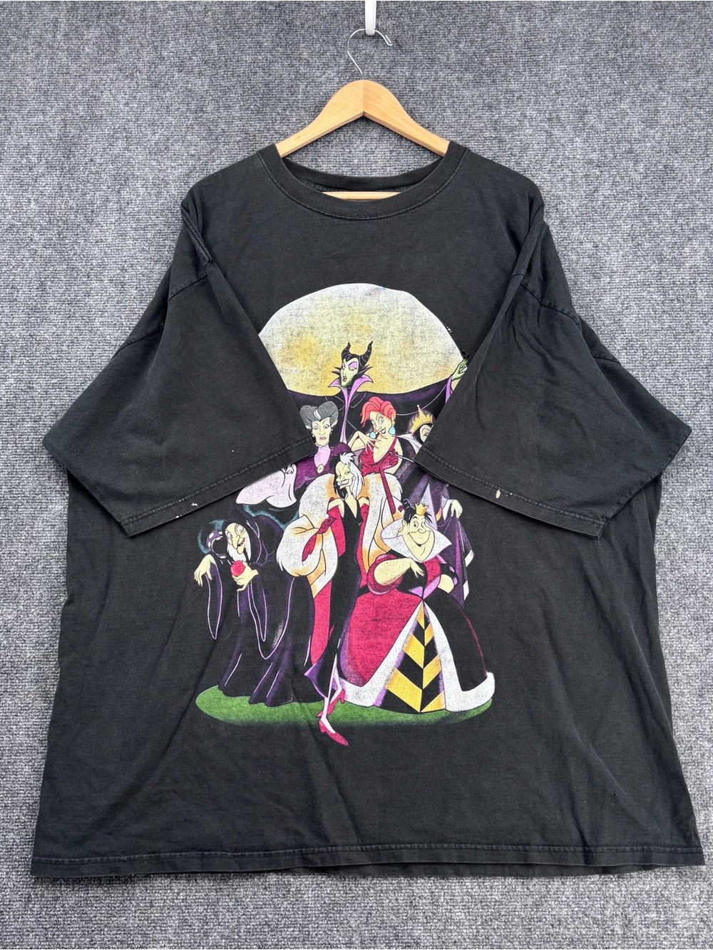 VTG 90’s Rare Disney Villains “Bad Girls” Black Crew Neck T Shirt Women’s OSFA